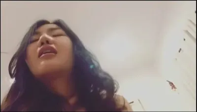 Quay lén nhân tình lúc cưỡi ngựa